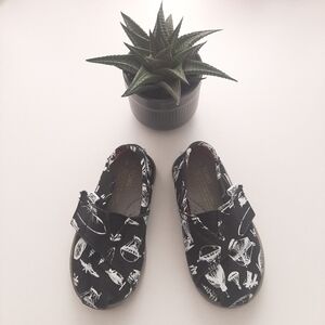 Toms Baby Alpargata Slip on Shoes size T4